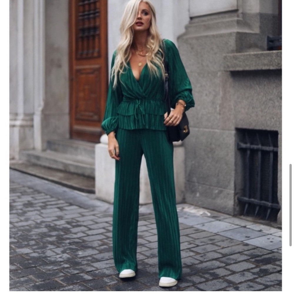 Zara viral pleated set - Picture 6 of 9